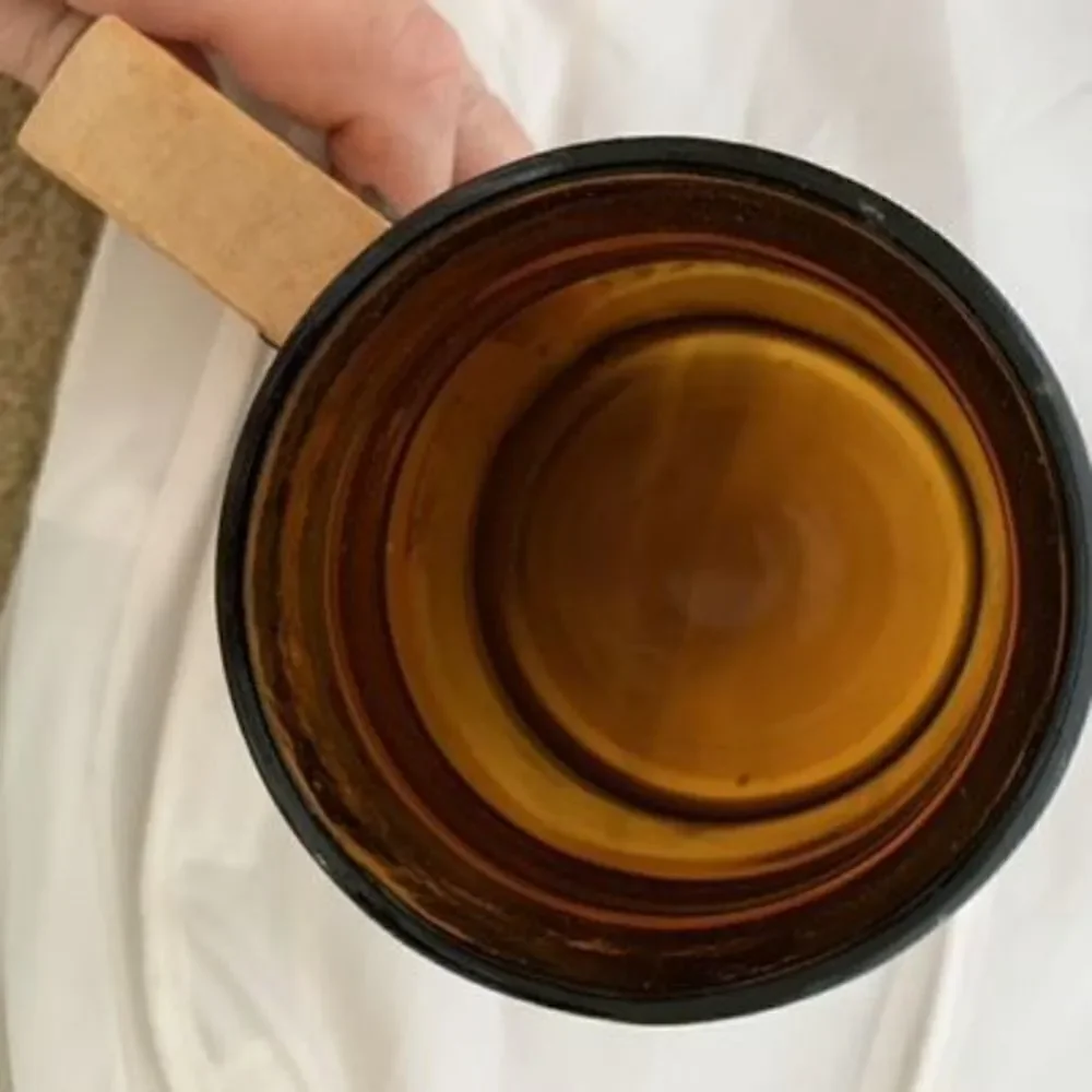 Nassau Souvenir Brown Glass Mug Wooden Handle